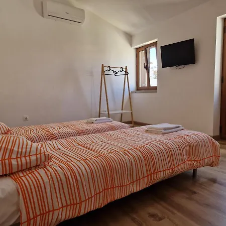 Casas Bem Haja Casa Da Praca Apartment Sao Miguel de Acha